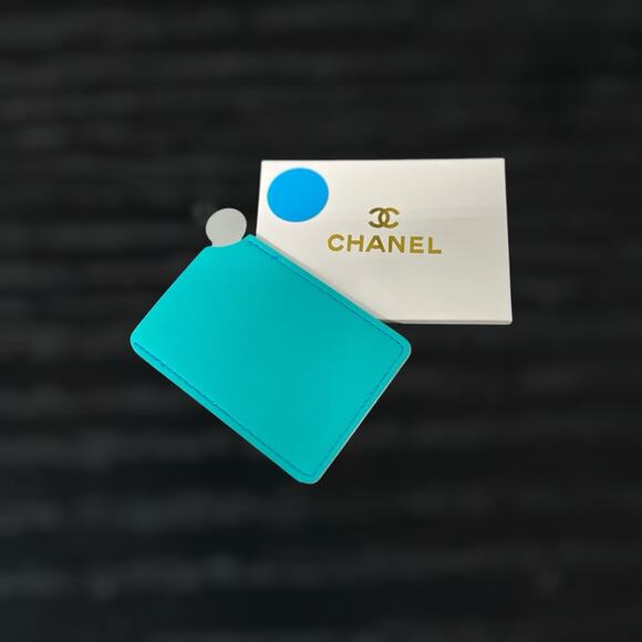 Teal Chanel Card Holder & Mirror - New In Box Bridsemaid Stocking Stuffer Gift - Picture 2 of 3